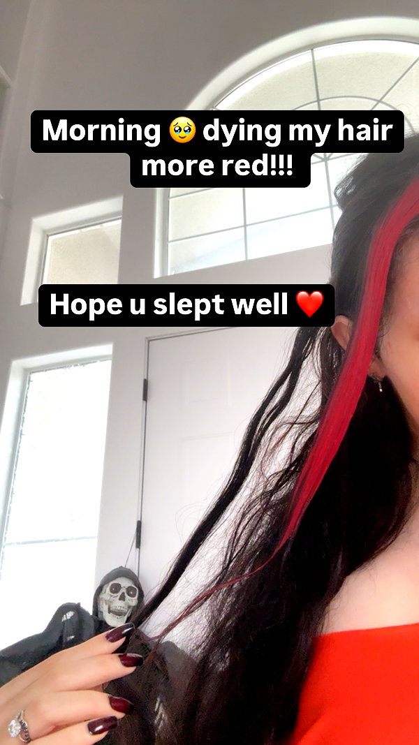 alyri_tv instagram image archive image