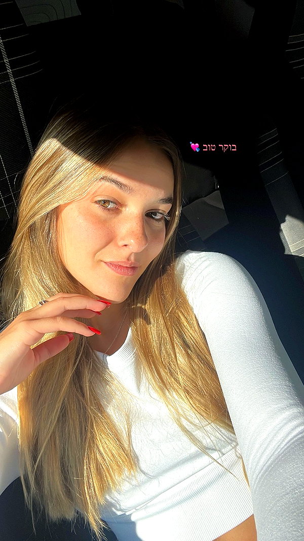 ambersela_ instagram image archive image
