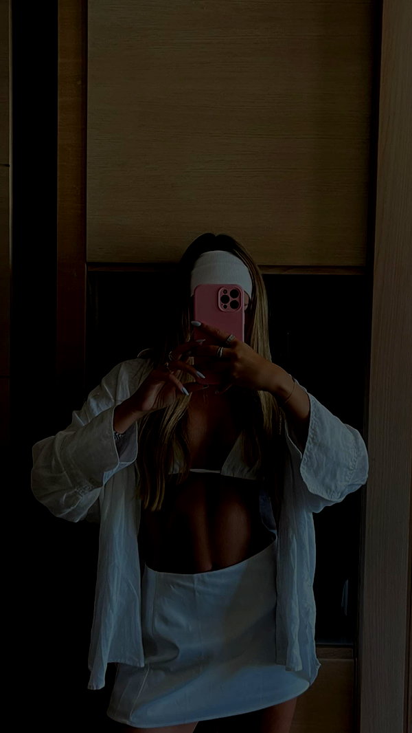 ambersela_ instagram image archive image