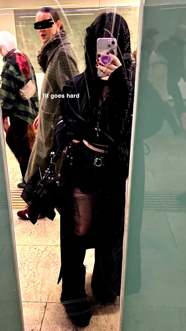 andasrose instagram image archive image