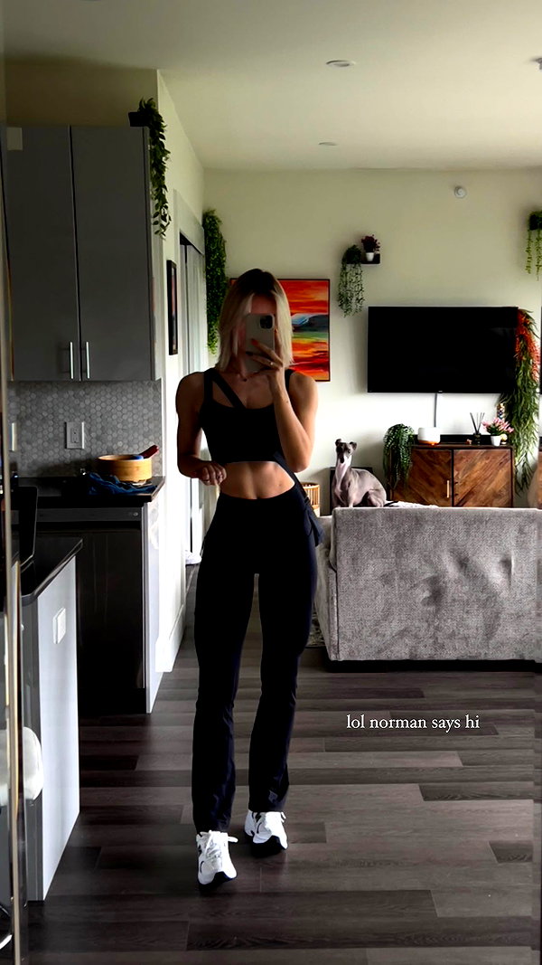annabel.lucinda instagram image archive image