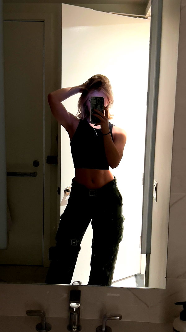 annabel.lucinda instagram image archive image