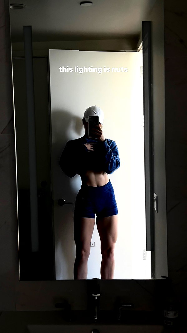 annabel.lucinda instagram image archive image