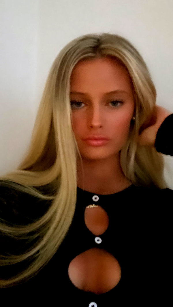 annika.petersonn instagram image archive image