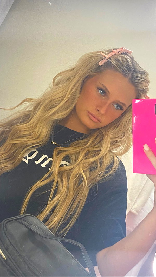 annika.petersonn instagram image archive image
