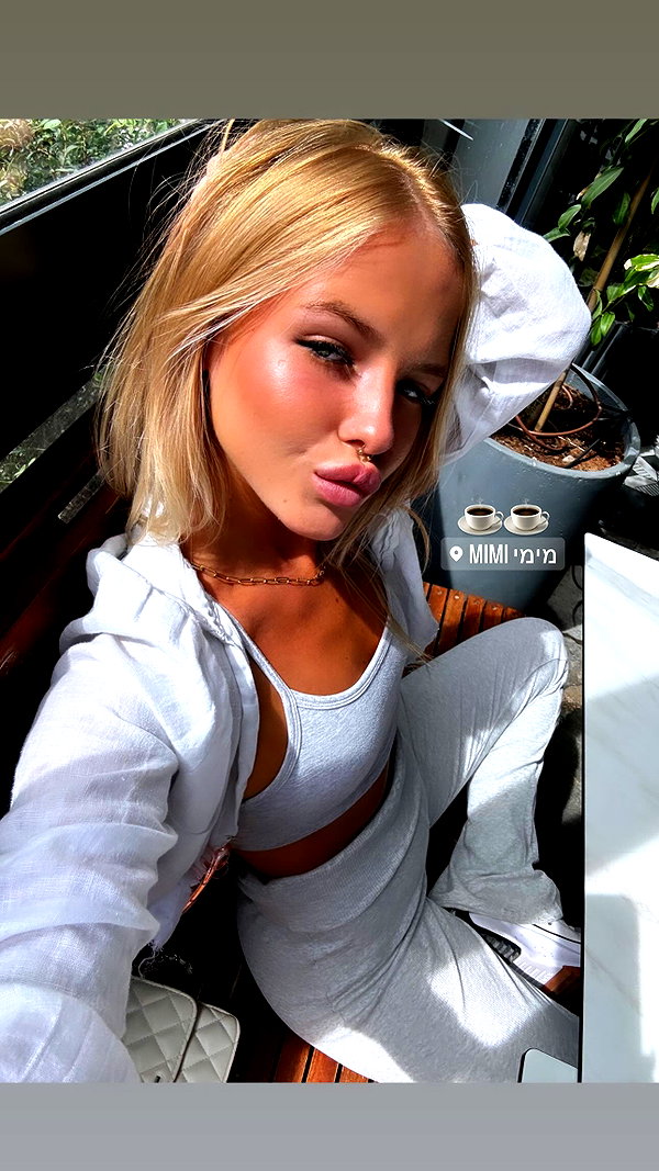 anya_shtril instagram image archive image