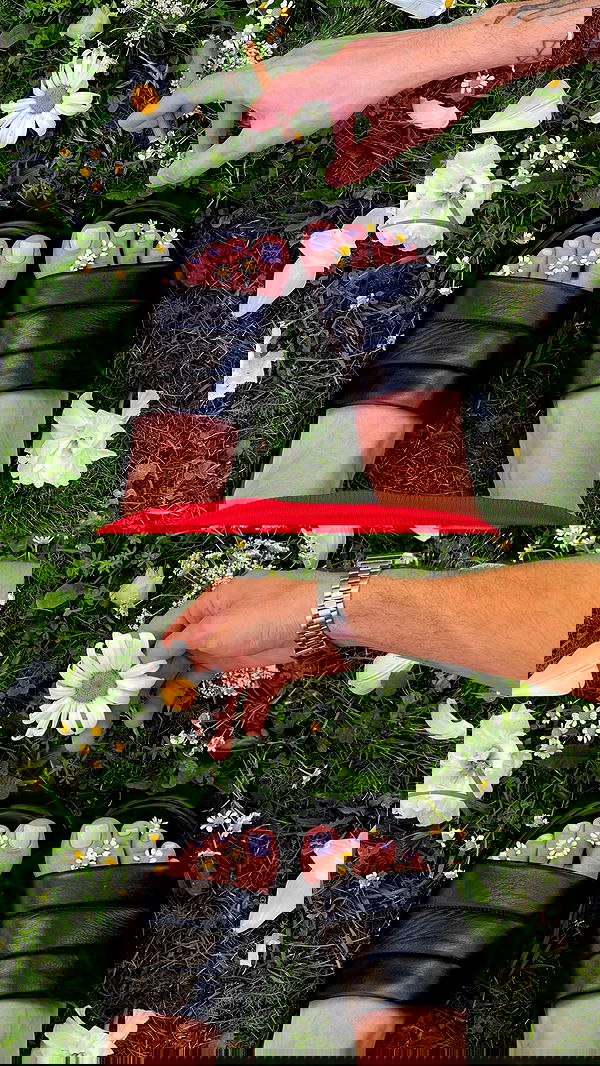 ayguldavlletova image ~ Altpins