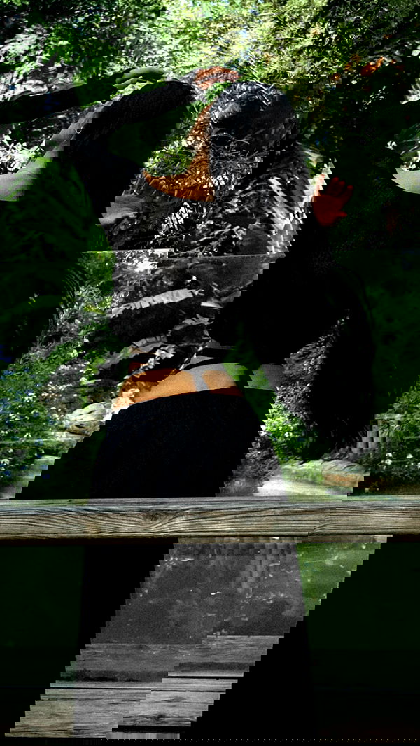 ayguldavlletova image ~ Altpins