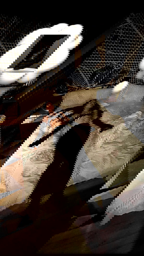 ayguldavlletova image ~ Altpins