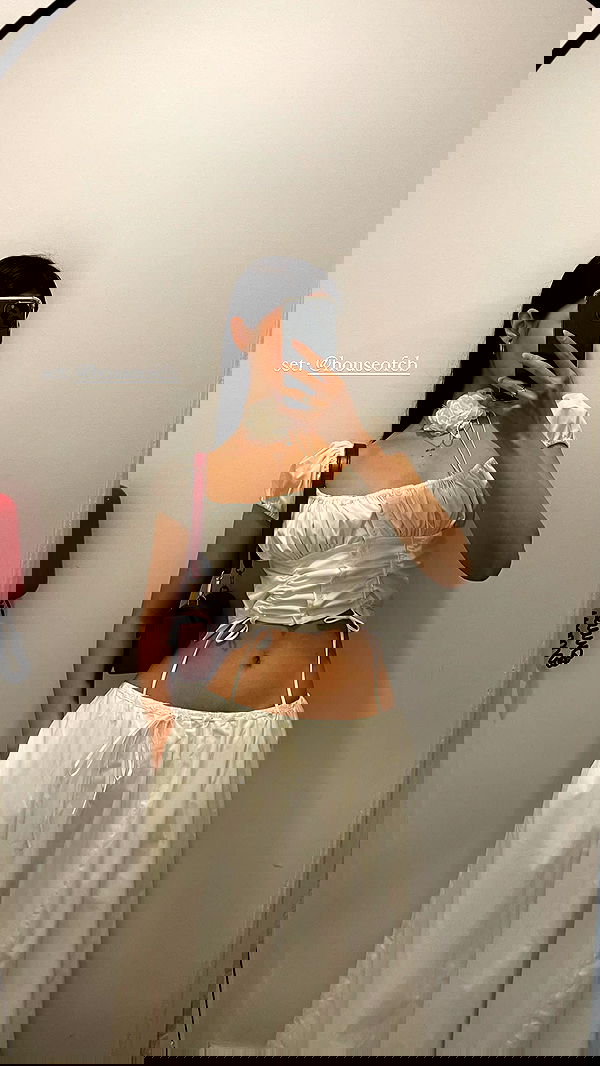 ayguldavlletova image ~ Altpins