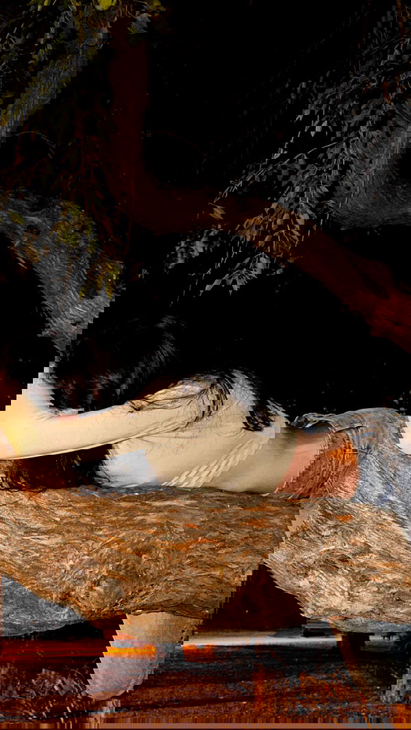 ayguldavlletova image ~ Altpins