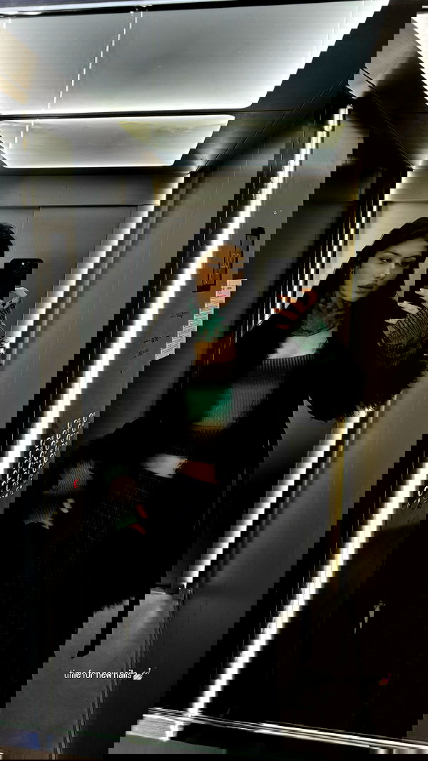 ayguldavlletova image ~ Altpins