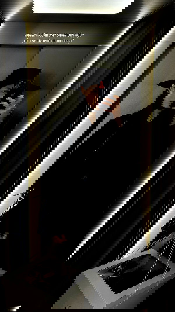 ayguldavlletova image ~ Altpins