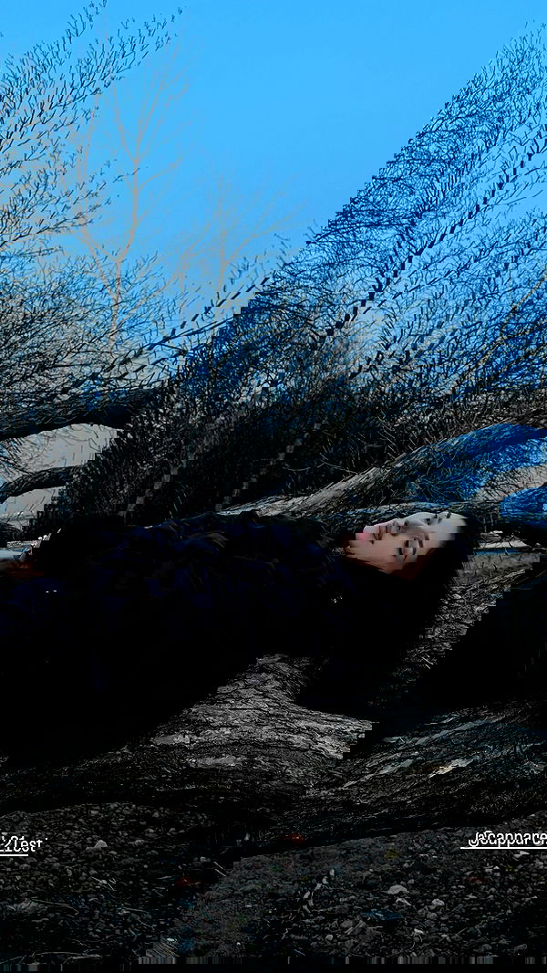 ayguldavlletova image ~ Altpins