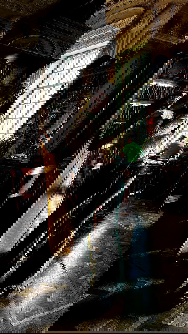 ayguldavlletova image ~ Altpins