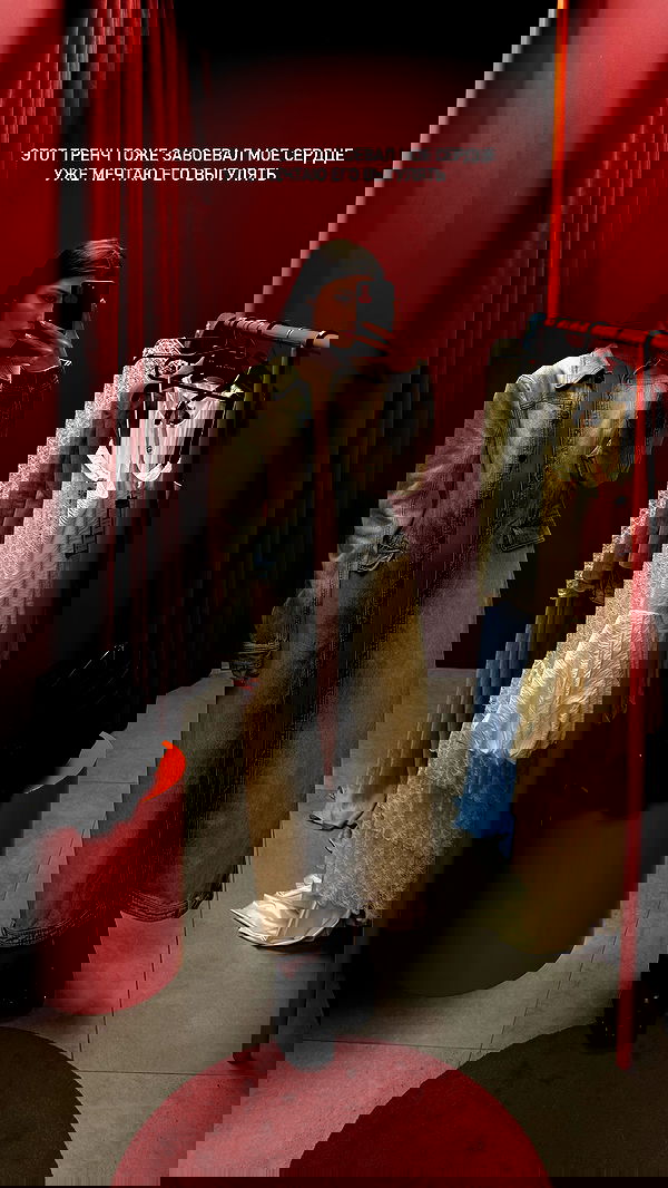 ayguldavlletova image ~ Altpins