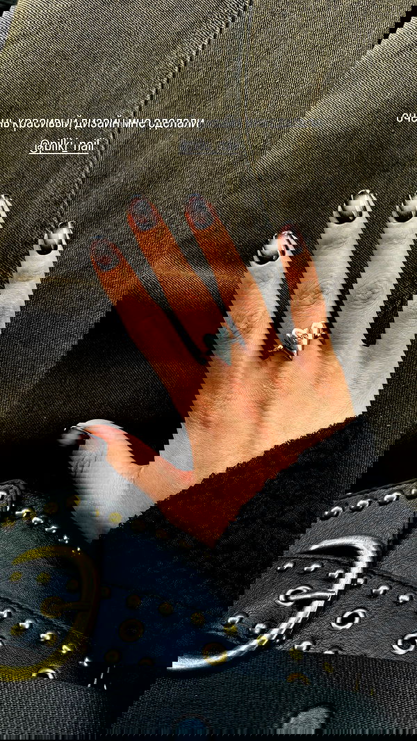 ayguldavlletova image ~ Altpins