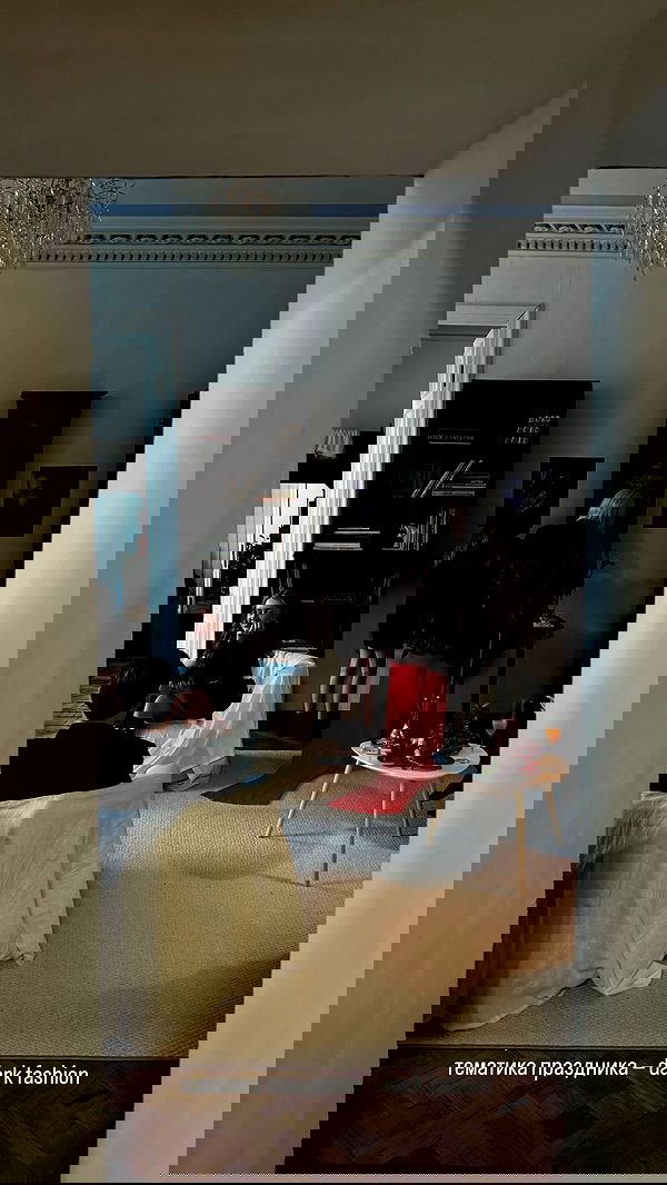 ayguldavlletova image ~ Altpins