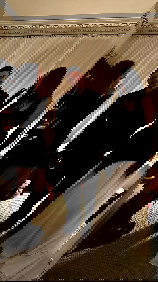 ayguldavlletova image ~ Altpins