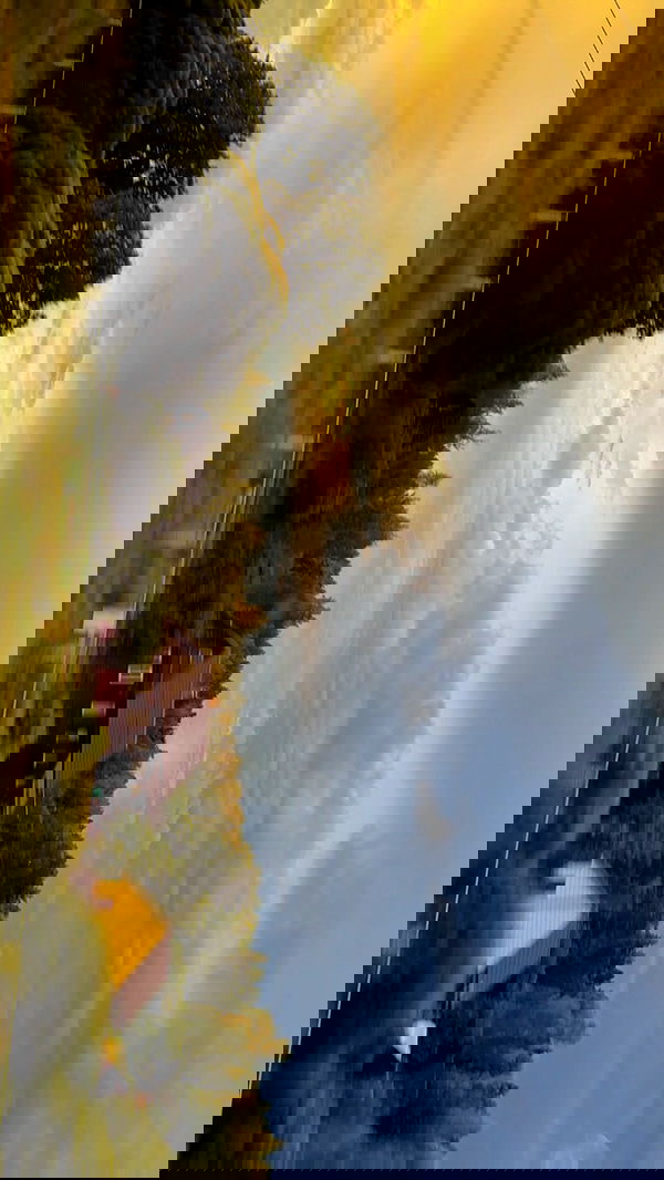 ayguldavlletova image ~ Altpins