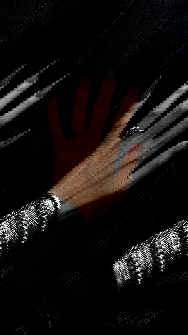 ayguldavlletova image ~ Altpins