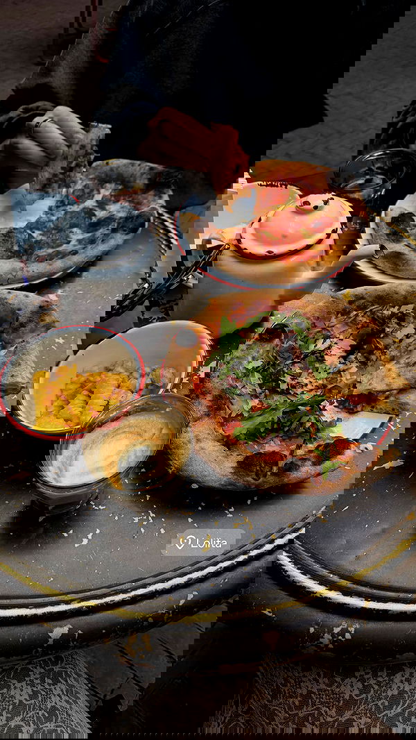 ayguldavlletova image ~ Altpins