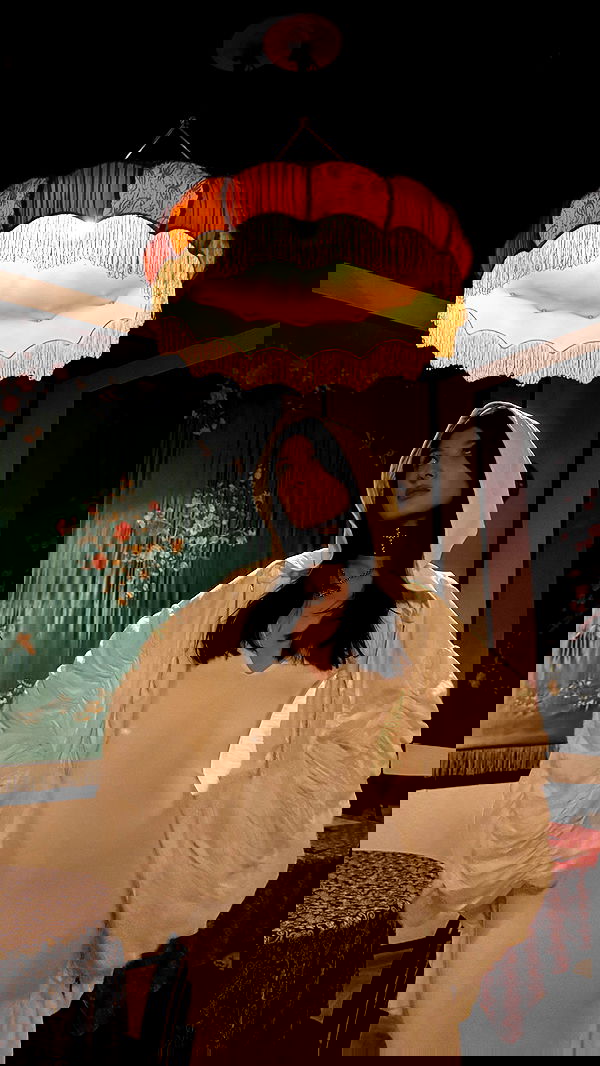 ayguldavlletova image ~ Altpins