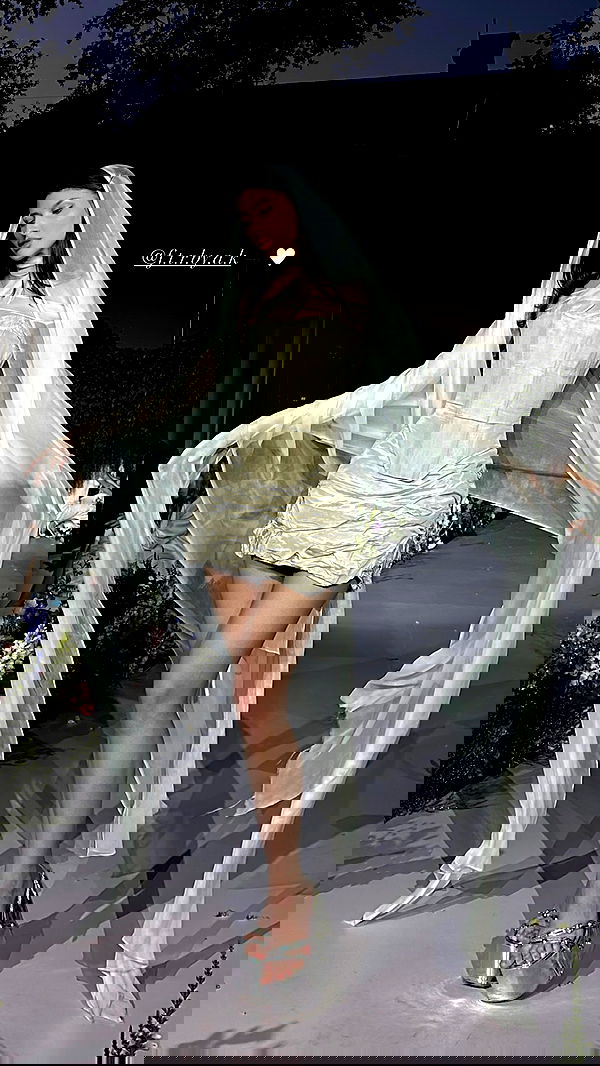 ayguldavlletova image ~ Altpins