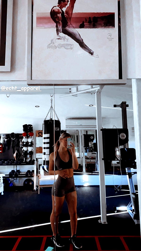 bella.mccafferty instagram image archive image