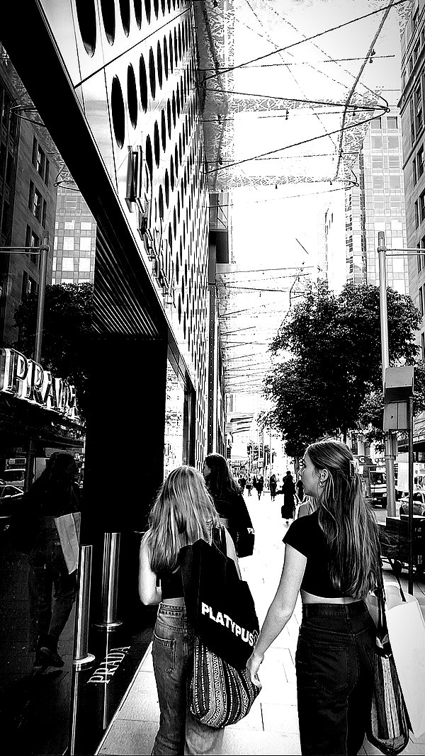 bella.mccafferty instagram image archive image