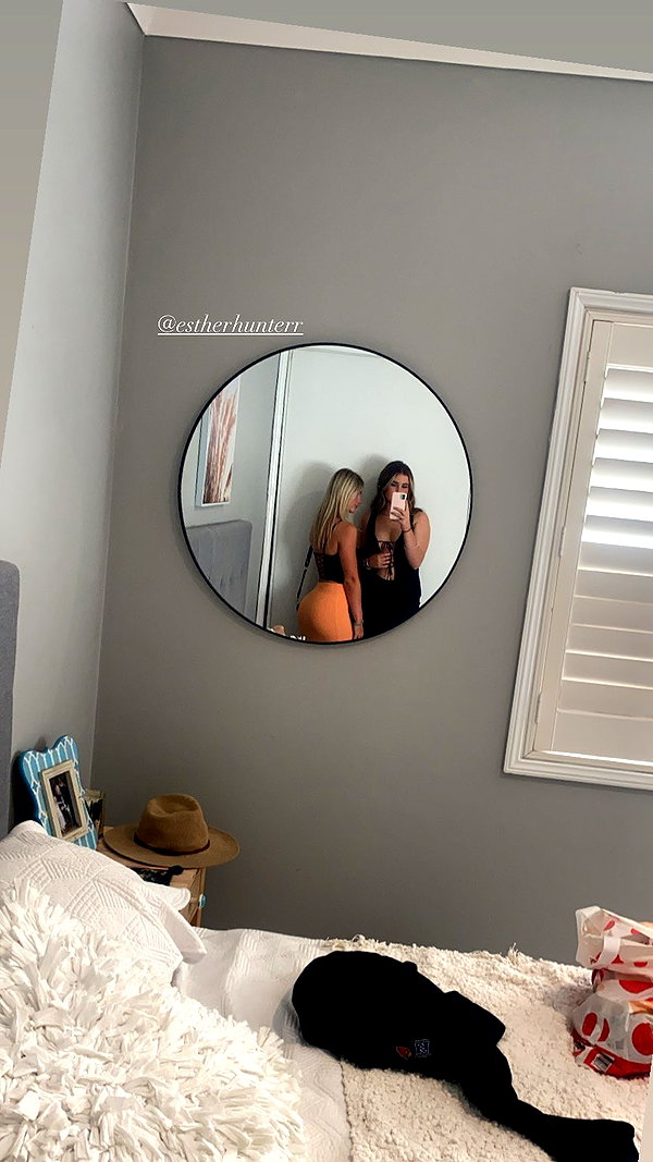 bella.mccafferty instagram image archive image