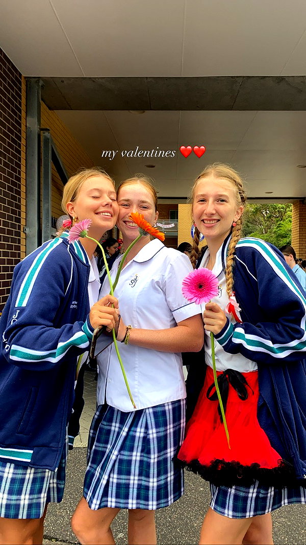 bella.mccafferty instagram image archive image