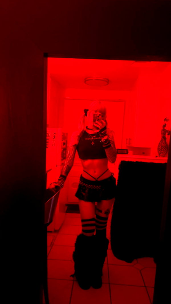 boxdyeblonde instagram image archive image