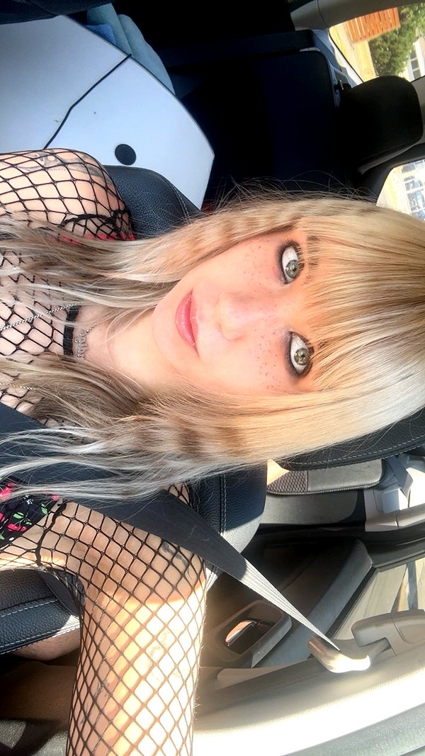 boxdyeblonde instagram image archive image