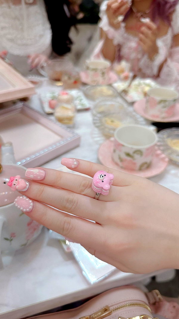 bunny_alina_kim instagram image archive image