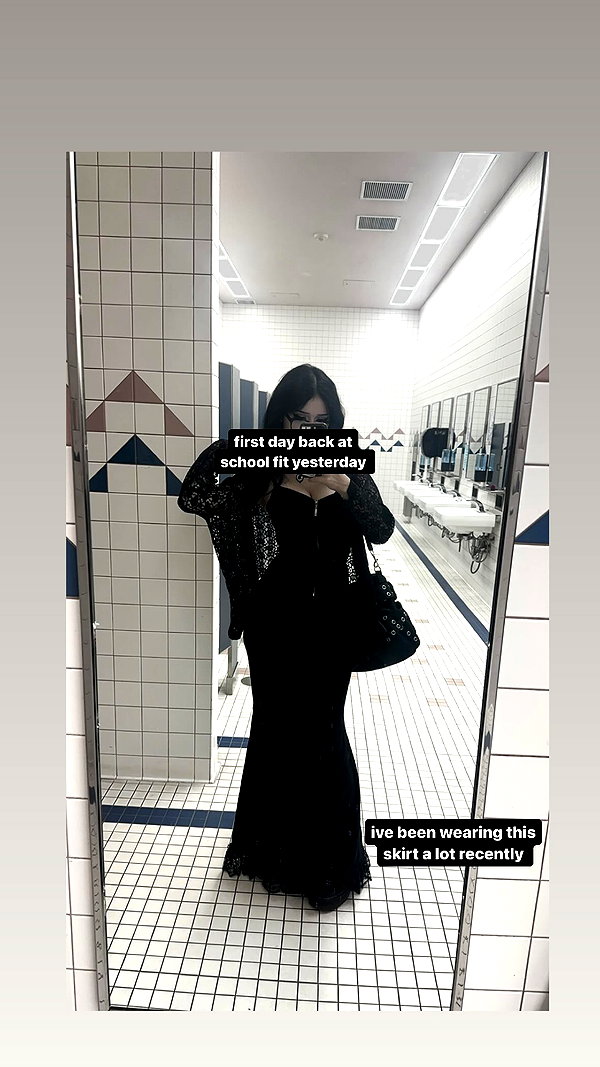 butter.on.a.poptart69 instagram image archive image