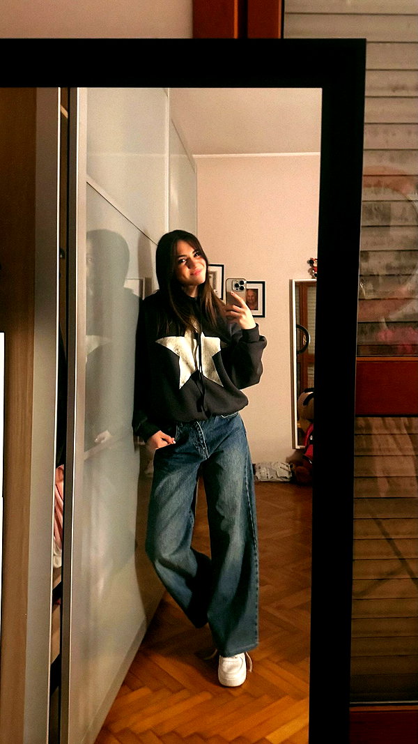 carla.famulari instagram image archive image
