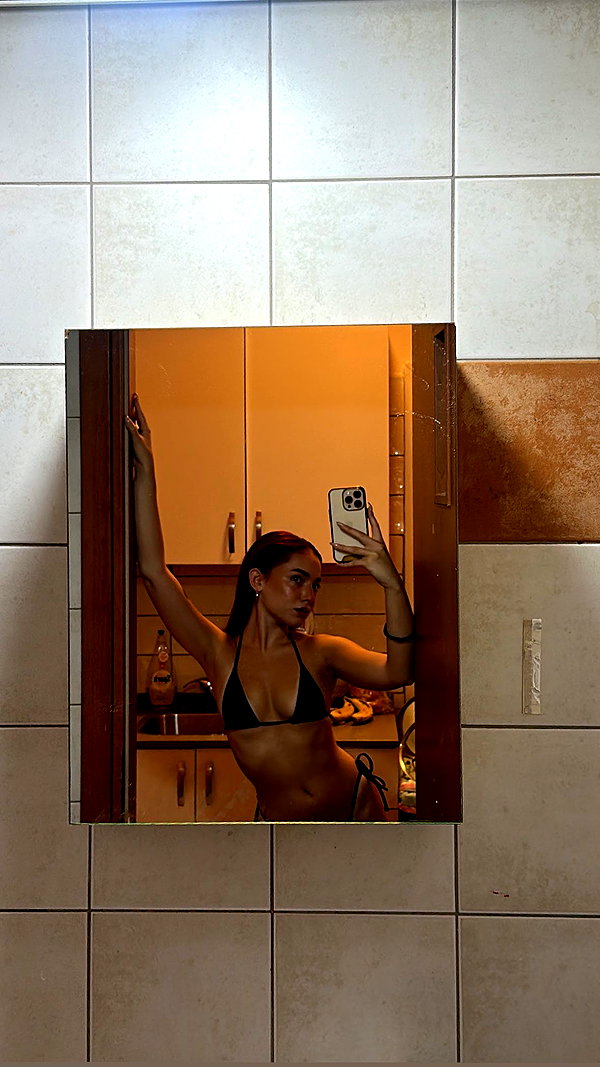 carmellevi instagram image archive image