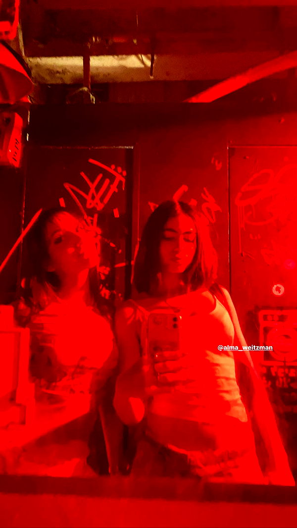 carmelllli instagram image archive image