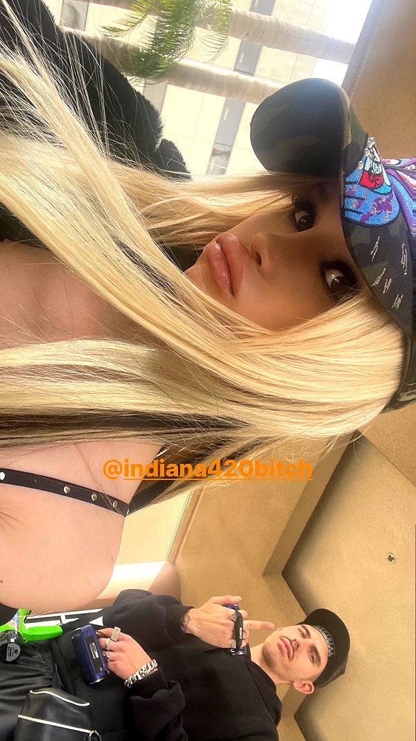 ch111oe instagram image archive image