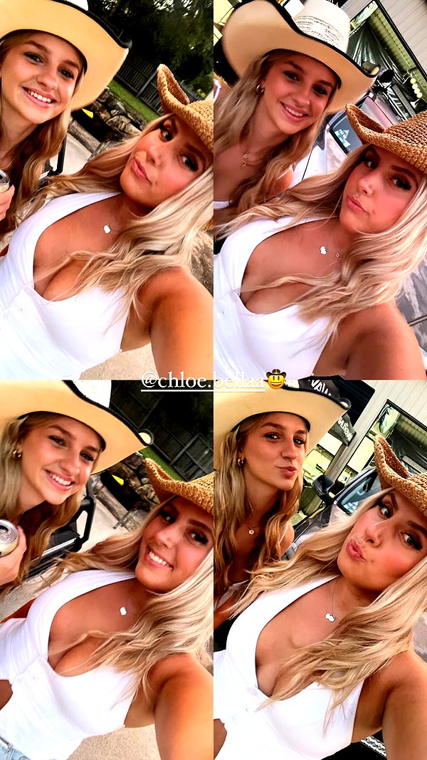 chloe.bellaa chloe.bellaa archive image