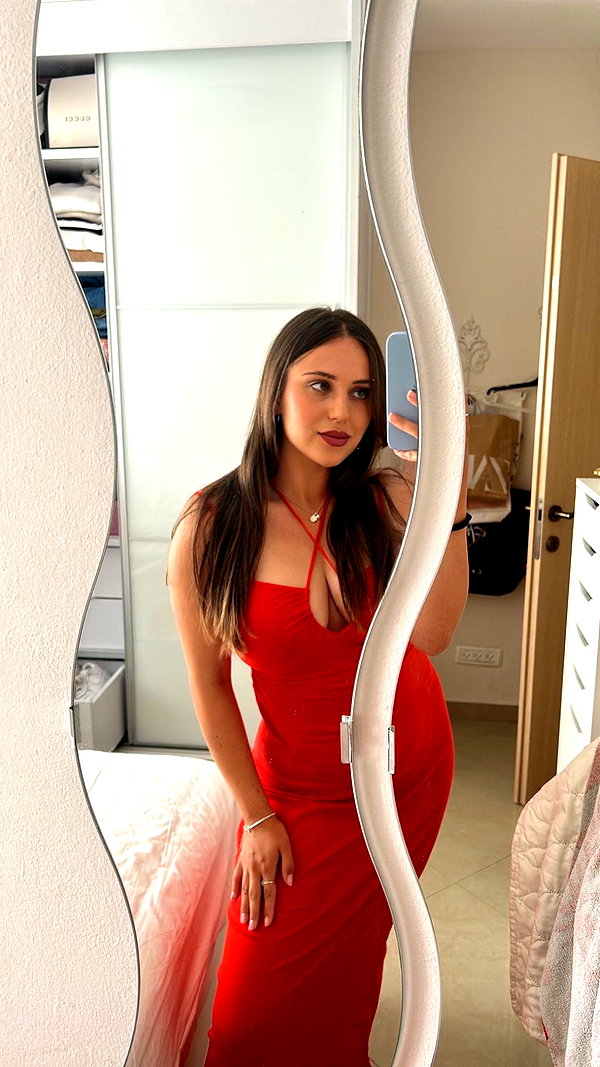 dana_michaeli_ instagram image archive image