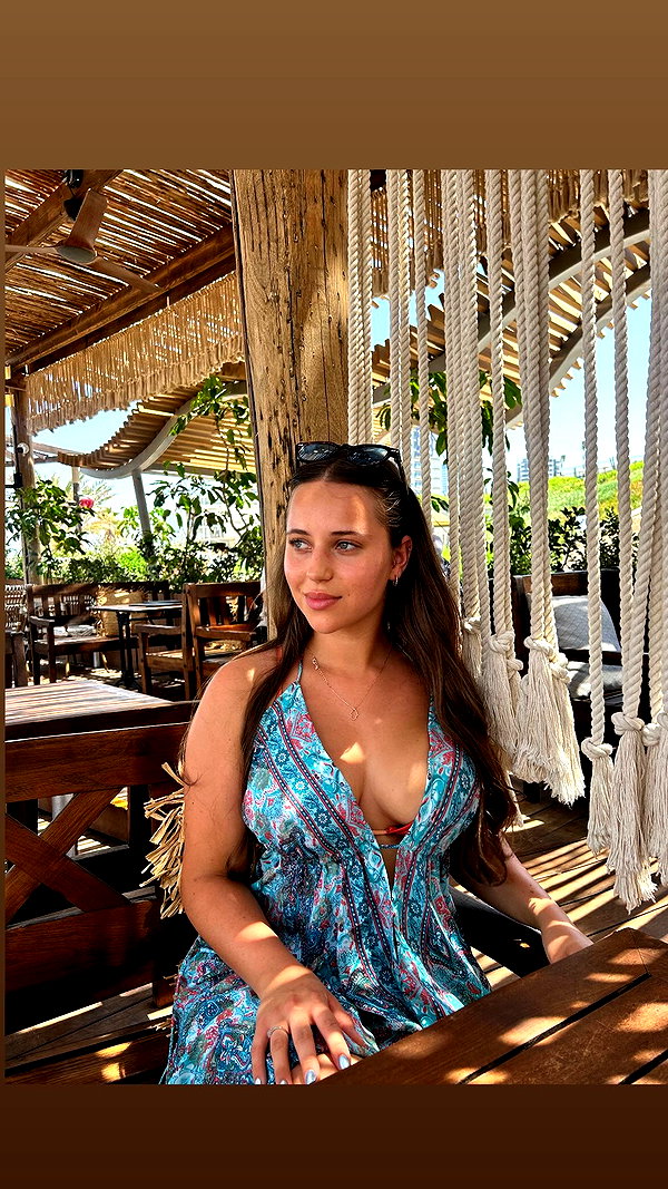 dana_michaeli_ instagram image archive image
