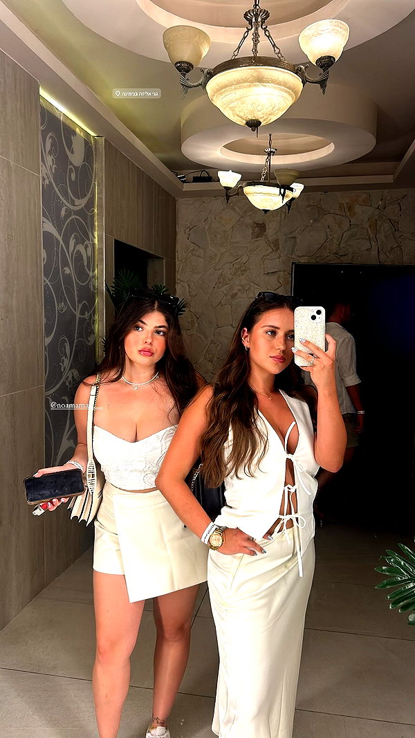 dana_michaeli_ instagram image archive image
