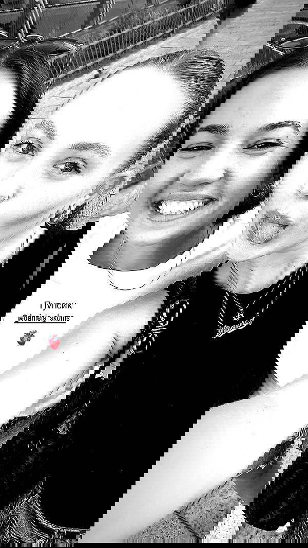 dana_ratushany image ~ Altpins