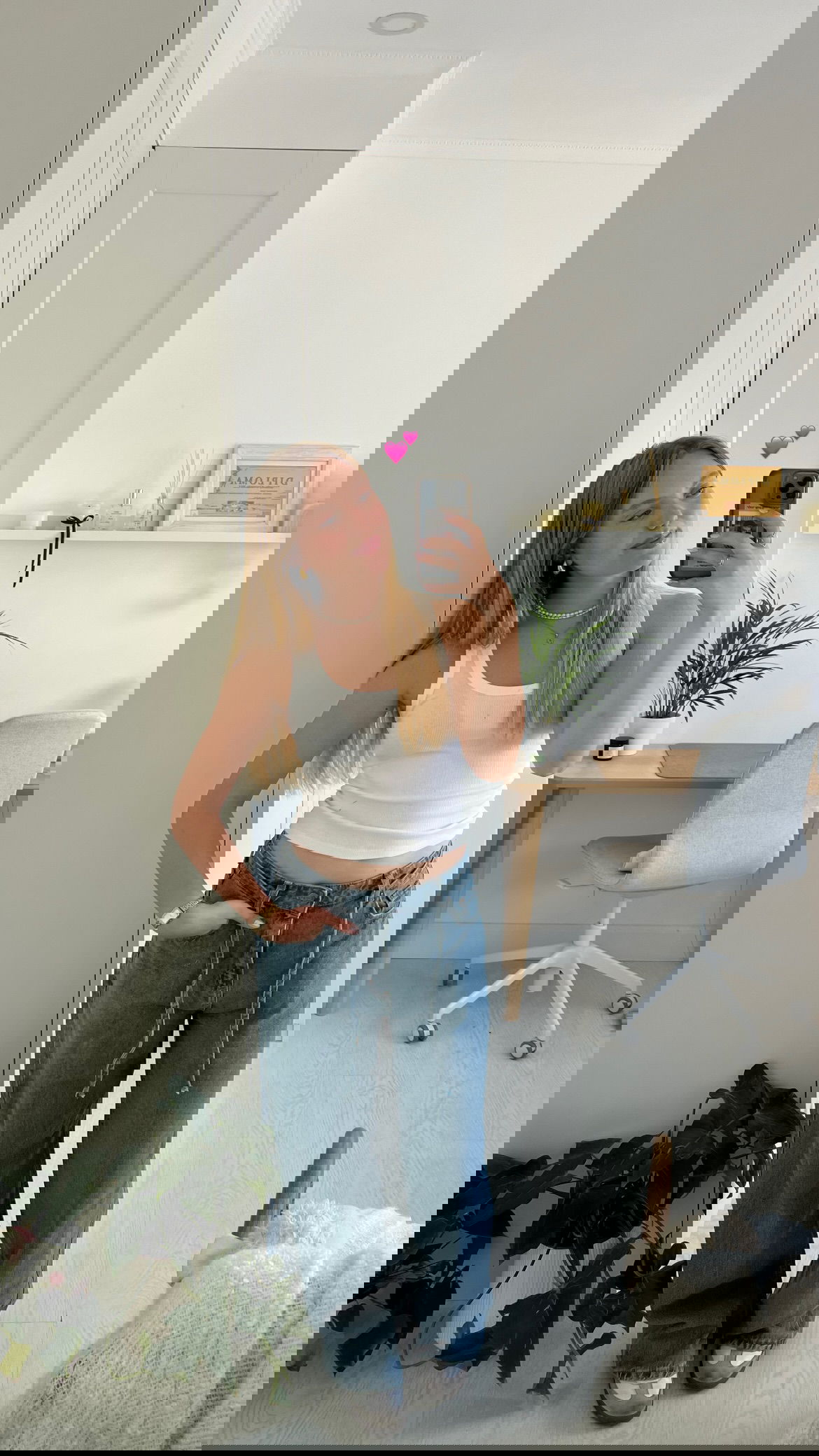 dana_ratushany instagram image archive image