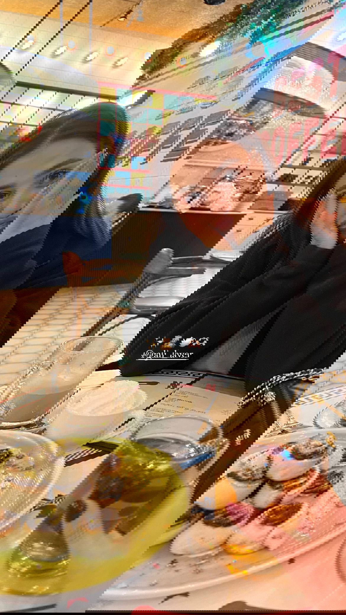 dana_ratushany instagram image archive image