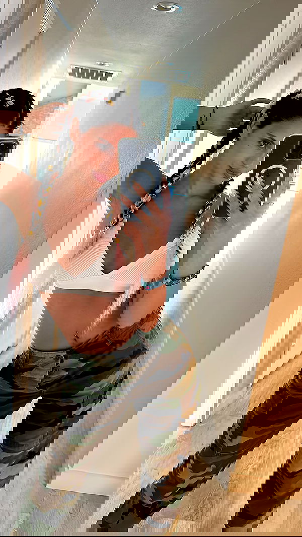 daniel_shallom image ~ Altpins