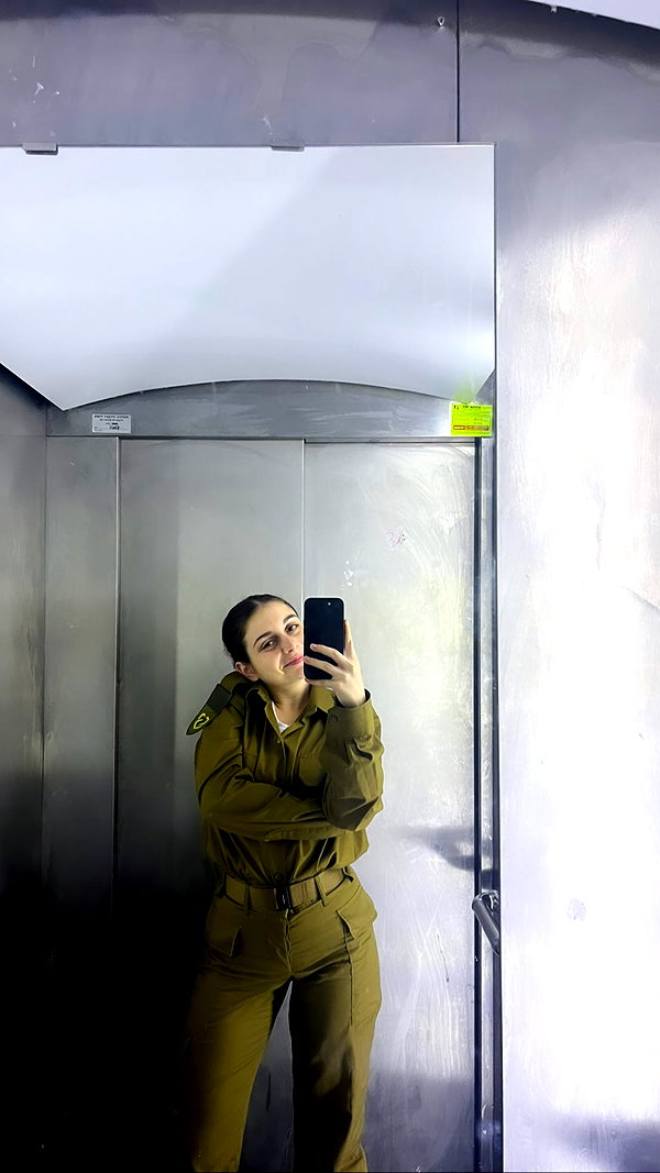 denika._.brandis instagram image archive image