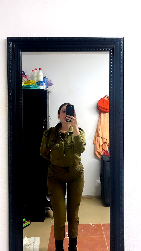 denika._.brandis instagram image archive image